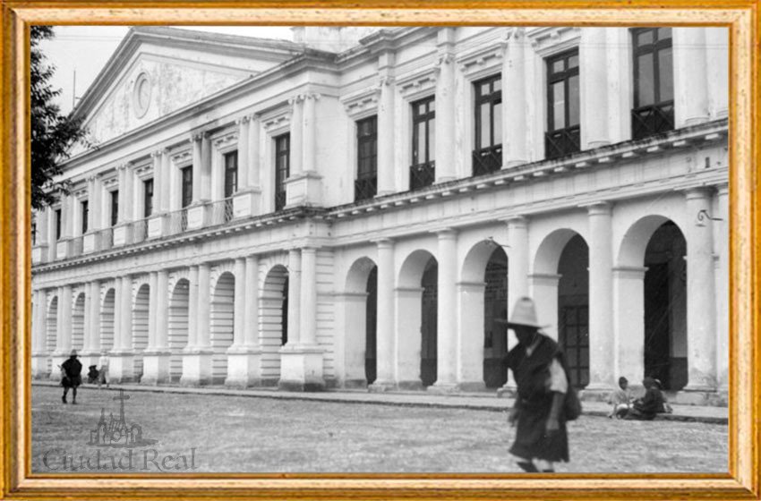 Fachada del Palacio Municipal 